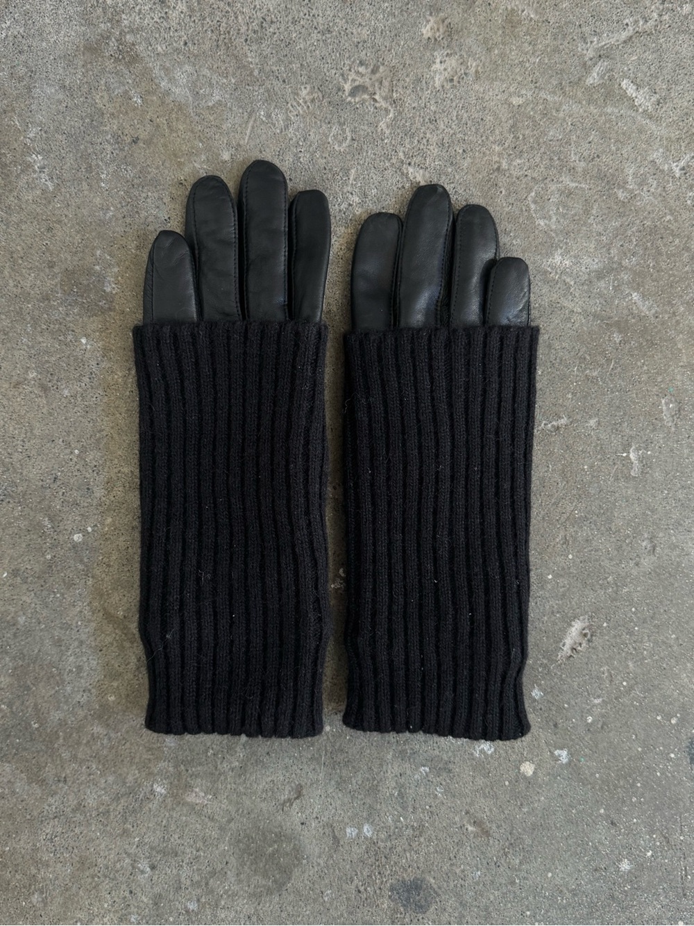 Black Leather & Knit Tech Gloves